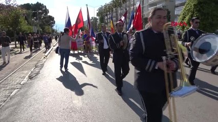 Antalya Dünya Çocuklarından 'Sevgi Korteji'