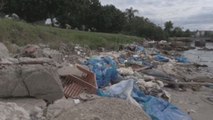 Una marea de basura expone el deterioro ambiental en Río de Janeiro