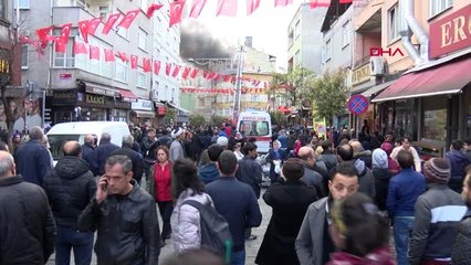 İstanbul-Beyoğlu'nda 4 Katlı Binada Yangın