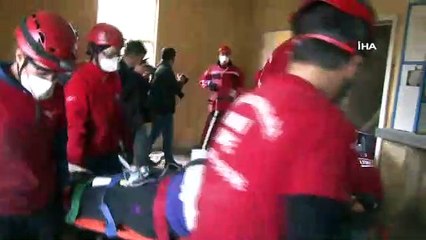 Askeri helikopterin de katıldığı tatbikat nefes kesti