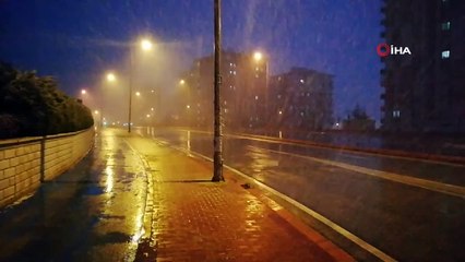 Konya’da Nisan ayında kar yağışı