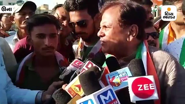 ઉનામાં અહેમદ પટેલનો એકરાર: મોદી અને મારા વચ્ચે એકતરફી પ્રેમ