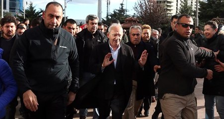 Kemal Kılıçdaroğlu'nun Başdanışmanı: Saldıranlardan Birisi Bıçak Salladı