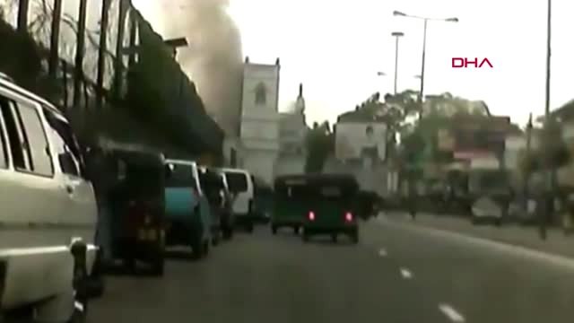 Dha Dış - Sri Lanka'da Kilisedeki Patlama Anı Kamerada