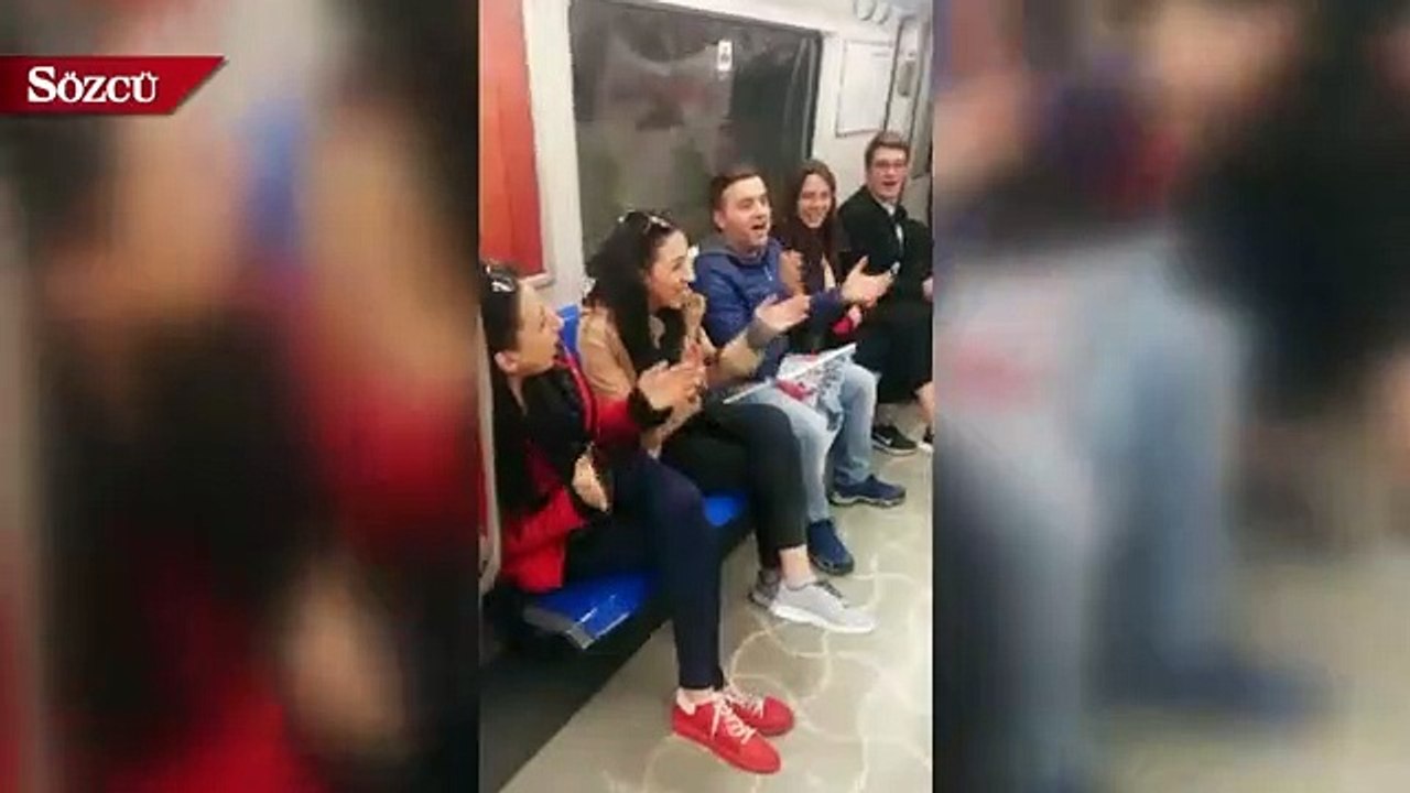 'İstanbul'a Yeni Bir Başlangıç Buluşması'na İzmir Marşı söyleyerek gittiler