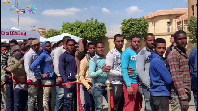 أطول طابور فى ثانى أيام الاستفتاء بالفردوس مدينة بدر