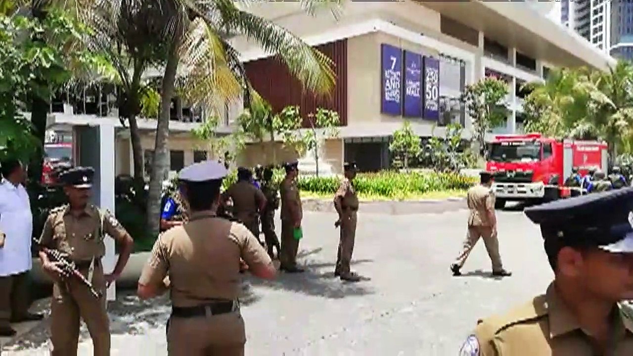 Mehr als hundert Tote bei Anschlägen in Sri Lanka