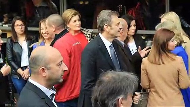 Πλήθος κόσμου στα εγκαίνια του εκλογικού κέντρου στη Λαμία