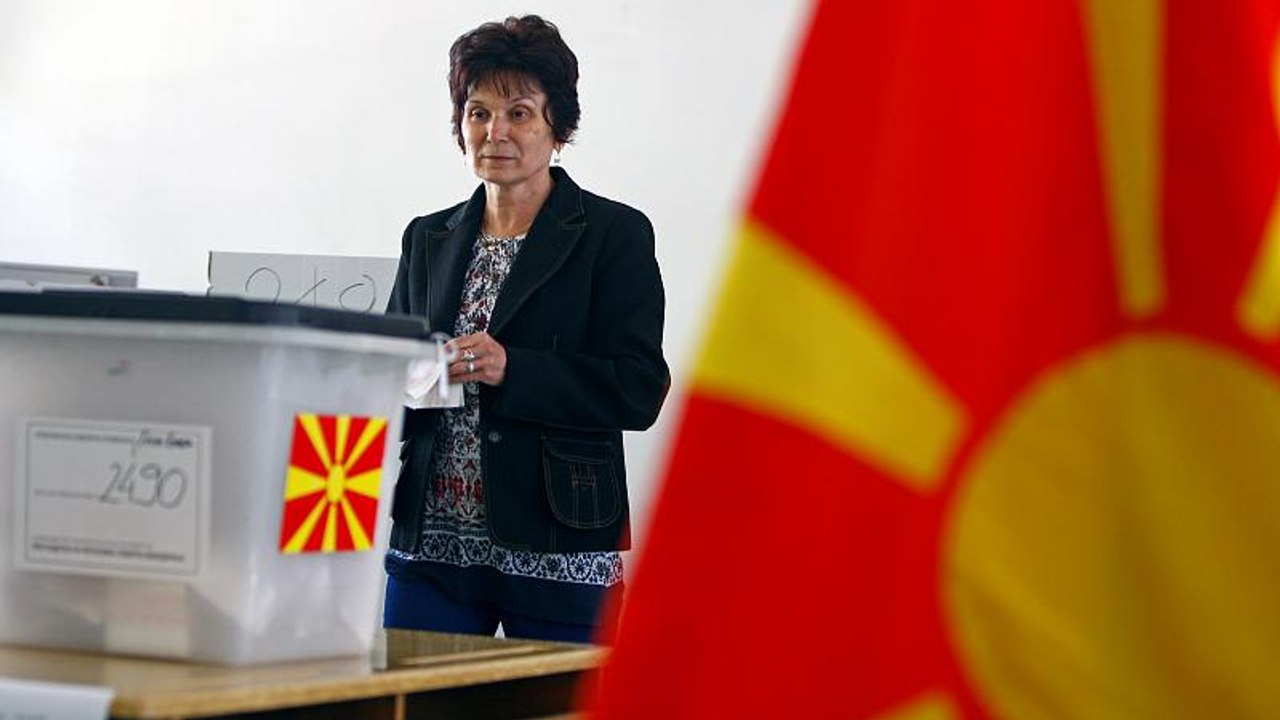 Βόρεια Μακεδονία: Σε εξέλιξη οι κρίσιμες προεδρ...