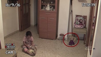 Un padre graba los 'fenómenos paranormales' que le ocurren a su hija
