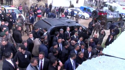 Şehit Cenazesinde Kılıçdaroğlu'na Bir Grup Tarafından Saldırı