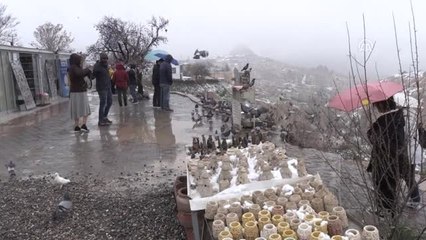 Kapadokya'da Nisanda Kar Yağışı