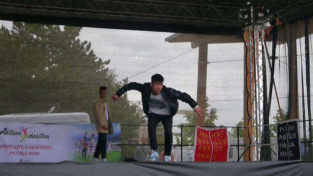 Dancing jurymen at Street Festival (Prague, 2017).