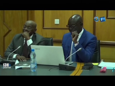 RTG/Le commissaire général au SENAT face au députés membres de la commission santé