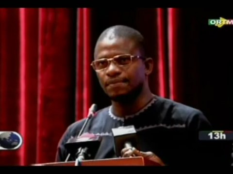 ORTM/Les femmes de la plate-forme pour la paix et la cohésion sociale au Mali sensibilisent les femmes sur leurs rôles dans la recherche de la paix