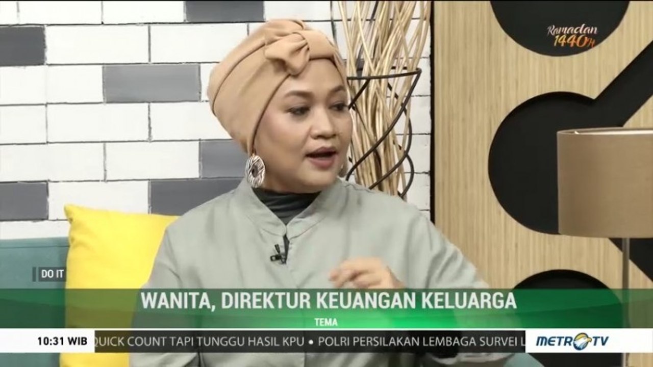 Wanita, Direktur Keuangan Keluarga (1)