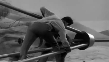 Lost in Space  S 01 E 08  Invaders from the Fifth Dimension