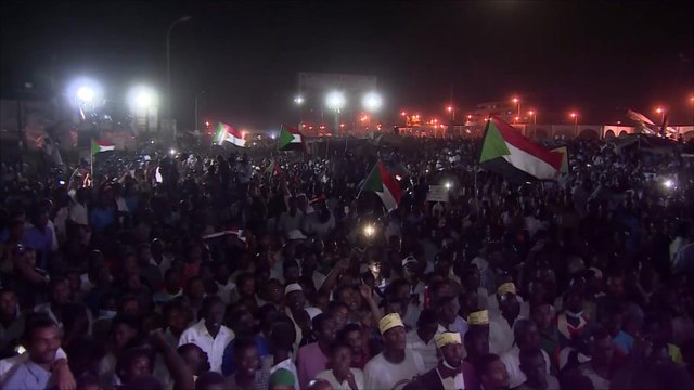 قوى التغيير تعلق التفاوض مع المجلس العسكري السوداني