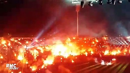 L'incroyable fête des fans du PAOK, champion après 34 ans d'attente