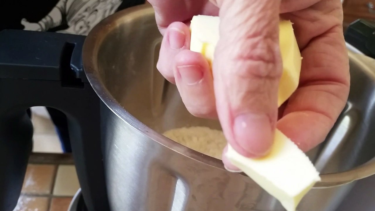 Pate sablée au monsieur cuisine étape par étape