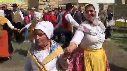 Manosque : plusieurs centaines de personnes à la Sant Brancaï