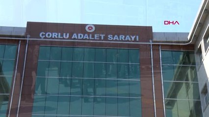 Tekirdağ Çorlu'da 'Sessiz Bekleyiş' Eylemi Sürüyor