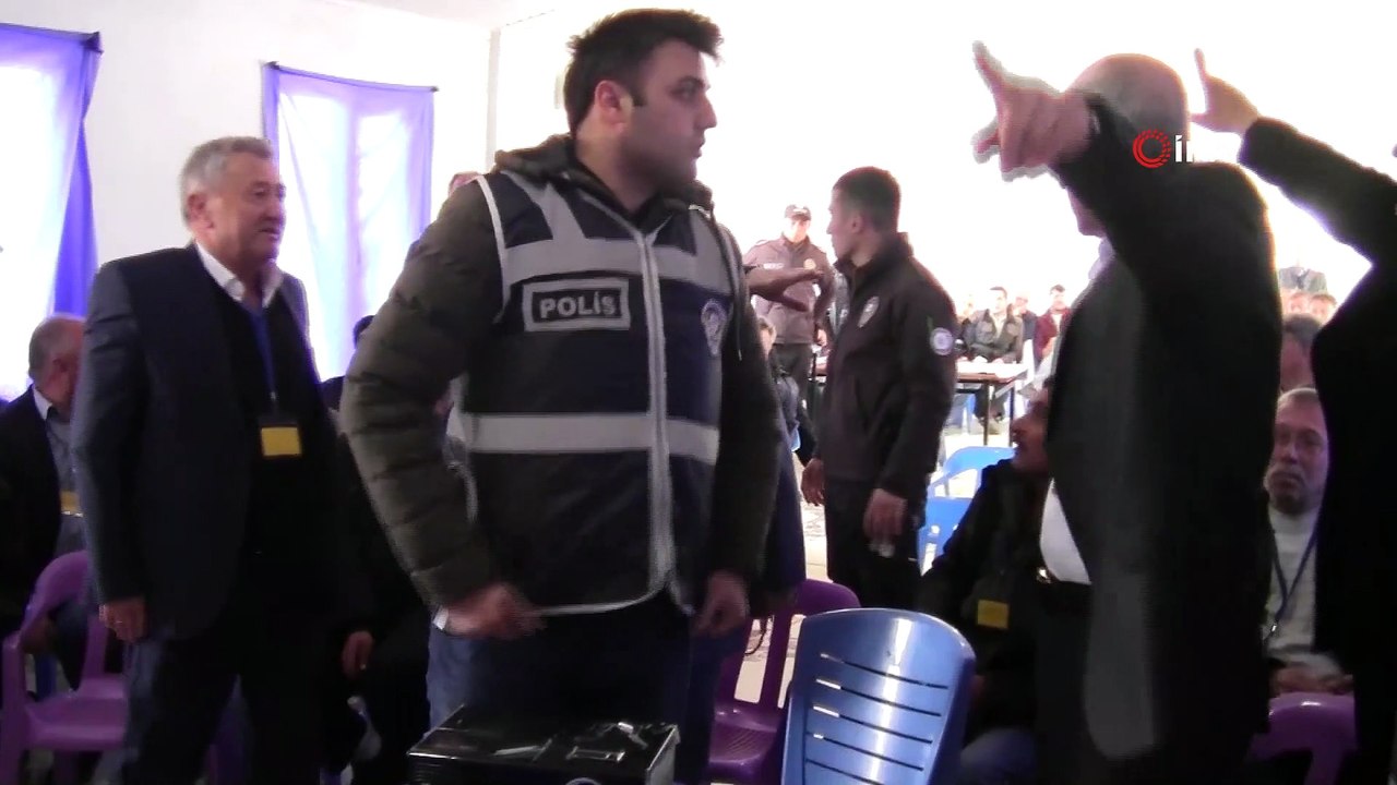 Hisarcık Taşıyıcılar Kooperatifi kongresinde gergin anlar