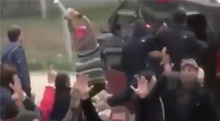 Sosyal medya o saldırgan kadını konuşuyor