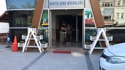 Yaşlı Kadının Emekli Maaşını Çalan Zanlılar Tutuklandı