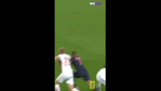 Mbappe scores superb hat-trick to crown PSG title triumph