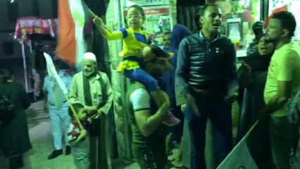 رقص وزغاريد أمام لجنة مدرسة رشيد بعزبة المسلمين