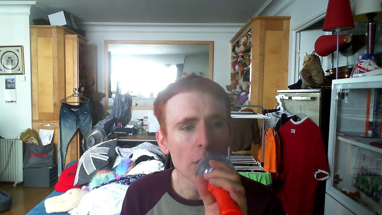 Wiwi égratigne "tears" de Clean Bandit & Louisa Johnson