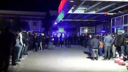 Azez'de yaralanan 5 özel hareket polisi ile 2 Öso askeri Kilis'e getirildi