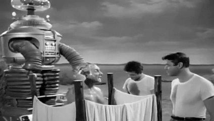 Lost in Space  S 01 E 10  The Sky Is Falling