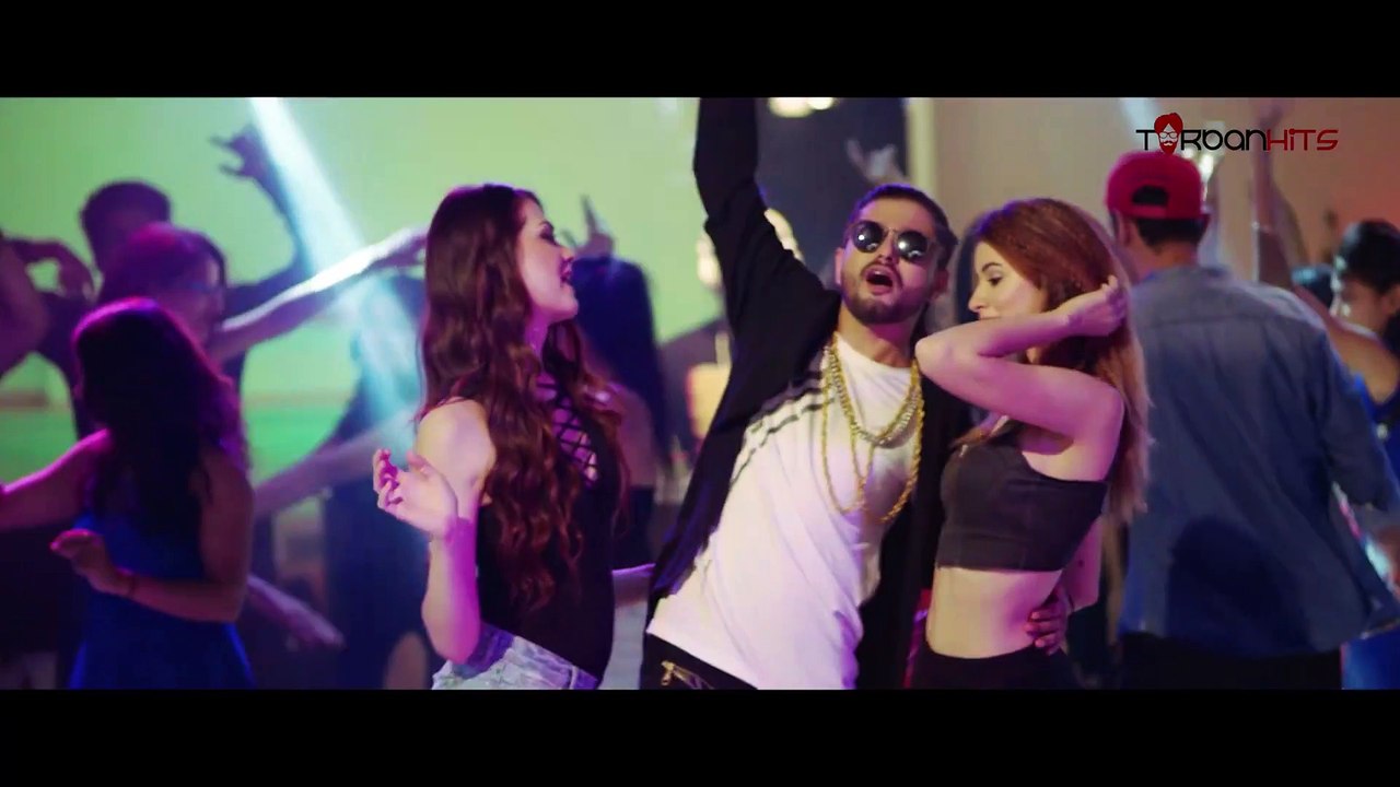 Aaj Club Mein (Full Song) _ Kabeer _ Nasha _ Turban Hits _ New Party Song