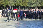 Milli Eğitim Bakanı Ziya Selçuk Öğrencilerle Birlikte Anıtkabir'deki Törene Katıldı