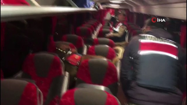 Uyuşturucu madde Cesur'a takıldı: 1 kilo 22 gram metamfetamin ele geçirildi