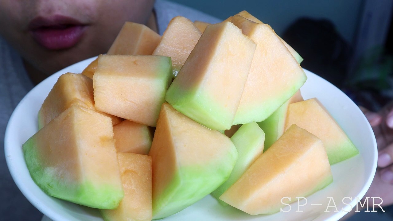 ASMR CANTALOUPE (CRUNCHY EATING SOUNDS) | STEVEN PHAN ASMR KING