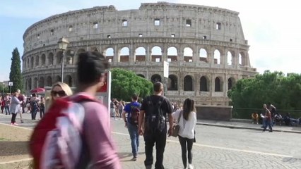 Italy's coaltion partners to discuss urgent bailout for crisis-hit Rome