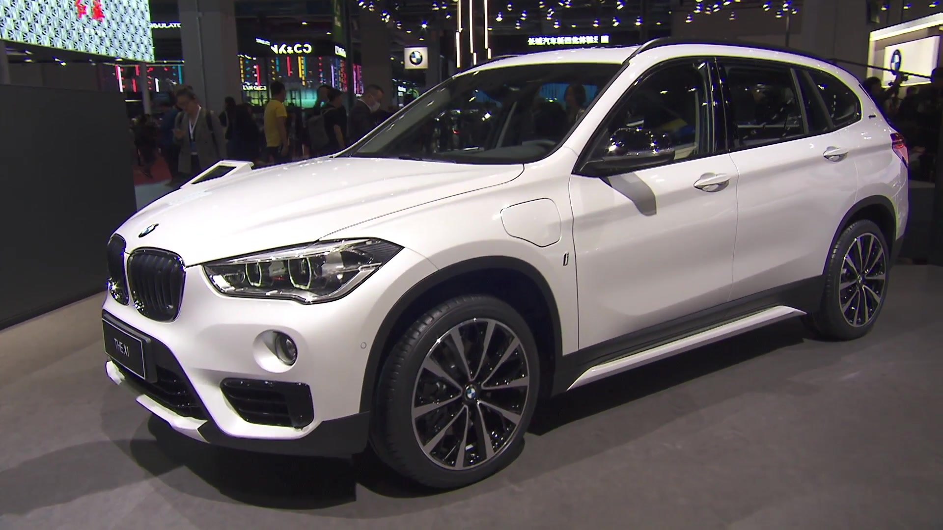The New Bmw X1 Xdrive25le At Auto Shanghai 2019 Video Dailymotion