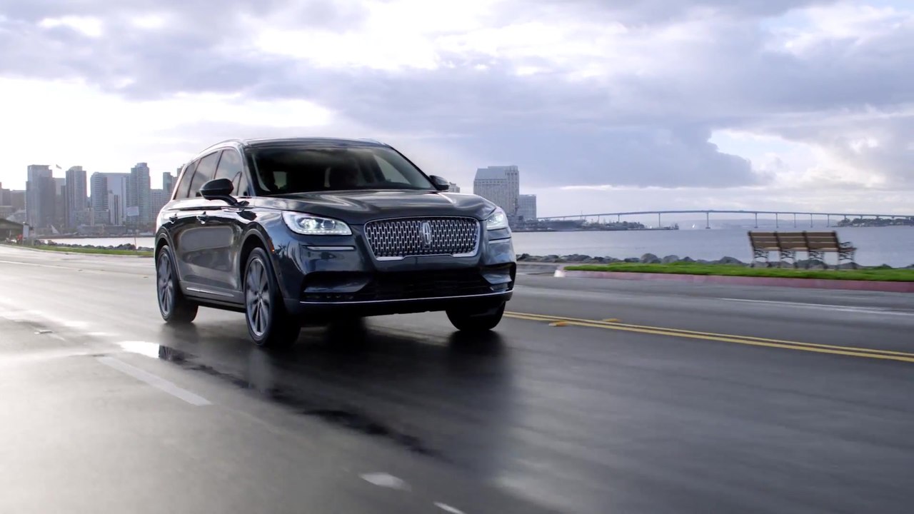 2020 Lincoln Corsair Dual Wall Dash Animation
