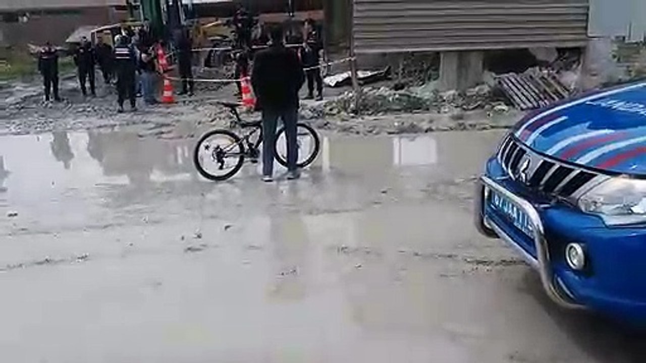 Filyos Ateş'te iş kazası: Bir işçi toprak altında kaldı