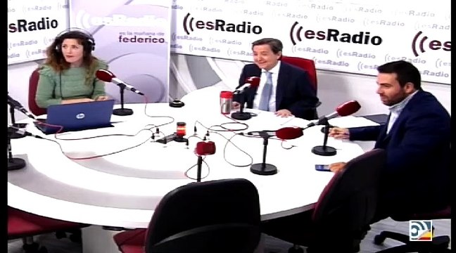 Federico a las 8: Sánchez e Iglesias proponen más impuestos, más gasto y menos España