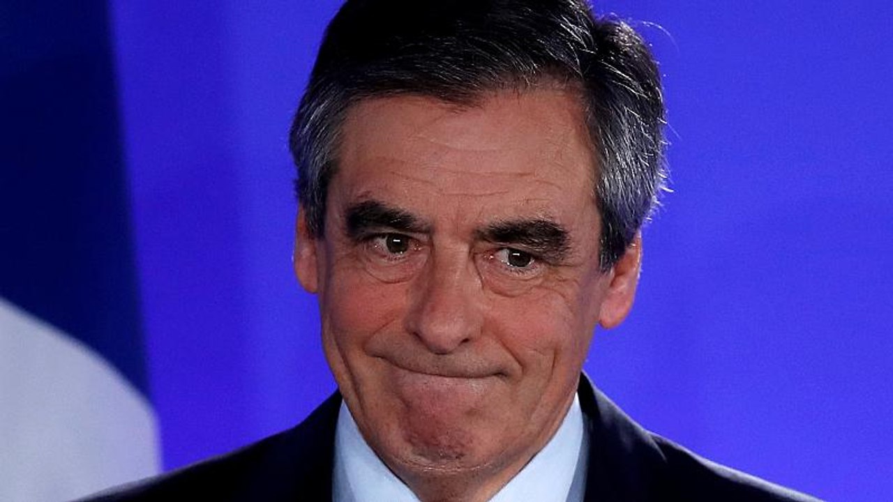 Jobaffäre: Frankreichs Ex-Premier Fillon soll vor Gericht