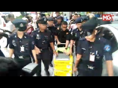 SPRM Tinggalkan Menara Felda Selepas 8 Jam Siasatan