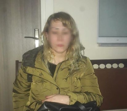 Genç Kadın, Evine Gittiği Kadın ve Arkadaşı Tarafından Dövülüp, Parası Çalındı