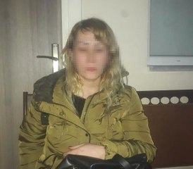 Genç Kadın, Evine Gittiği Kadın ve Arkadaşı Tarafından Dövülüp, Parası Çalındı