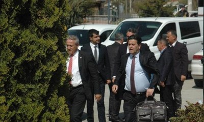 CHP'liler suç duyurusu için adliyede