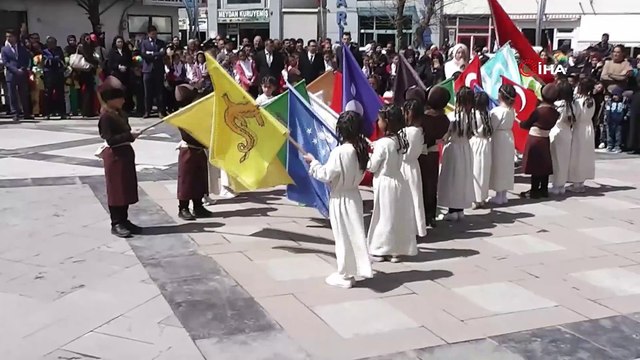 Kaymakam koltuğuna oturdu, yeni seçilen belediye başkanı babasını arayıp tebrik etti