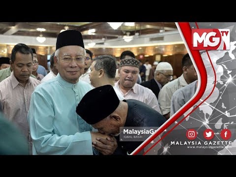 TERKINI : PWTC pilihan Najib solat Jumaat Bukti Masih Sayangkan UMNO